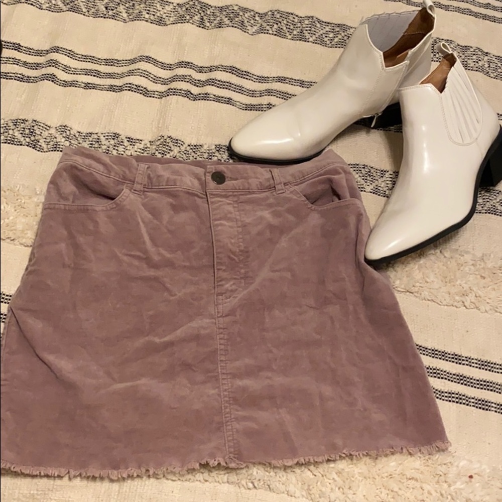 F21 Corduroy Skirt — EUC